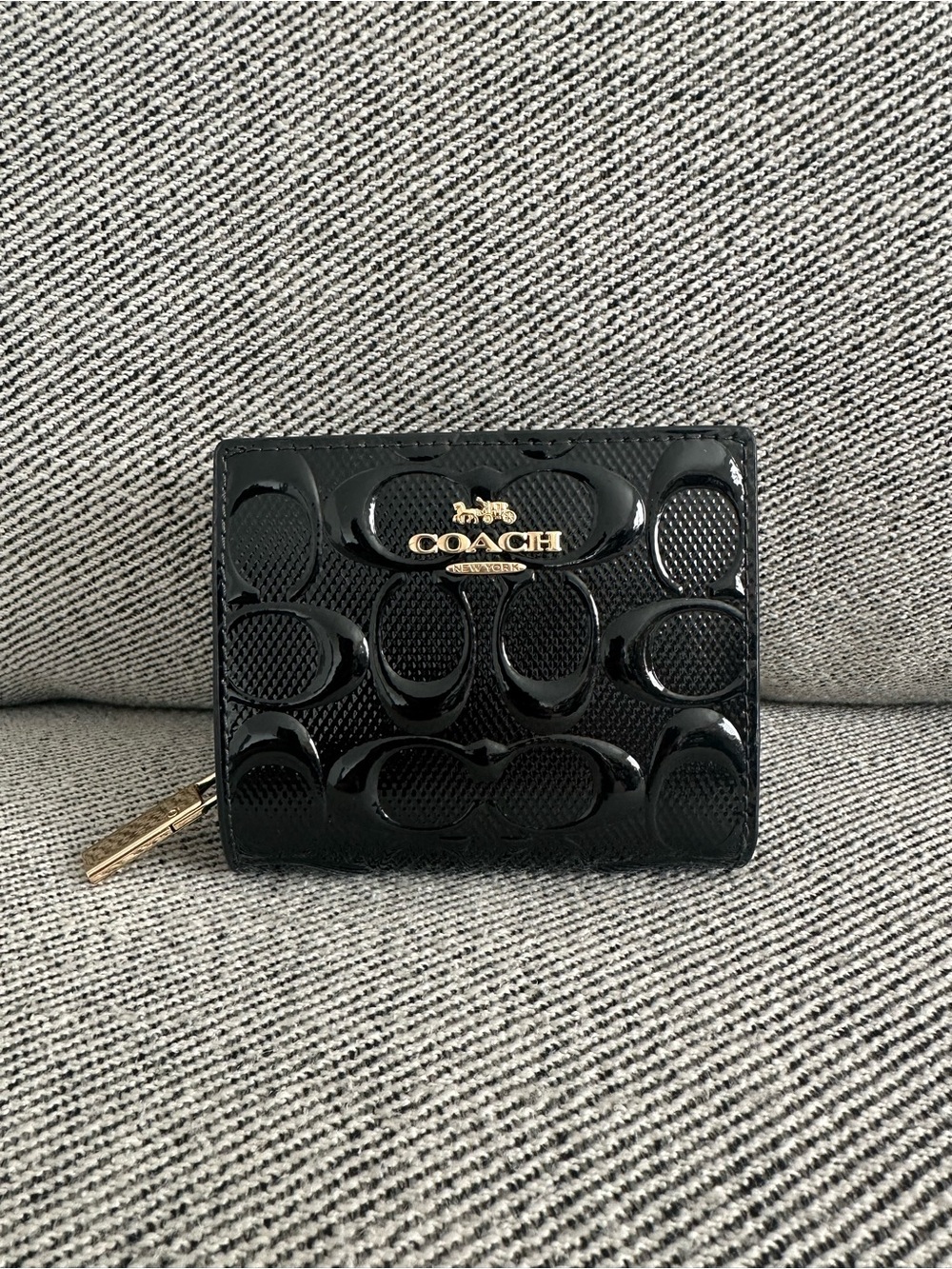 Coach Snap Wallet In Signature Leather CV415